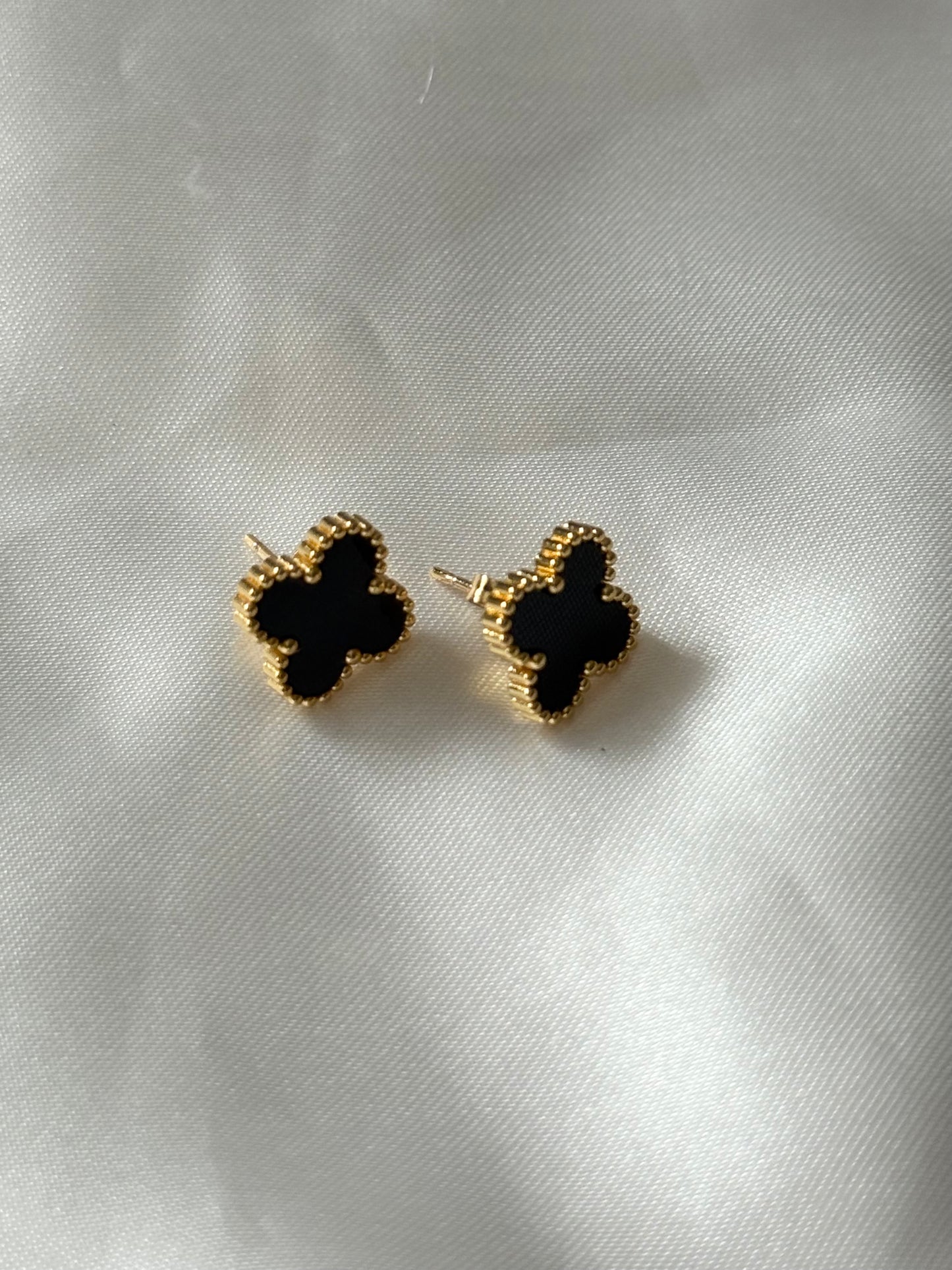 Fatima Studs