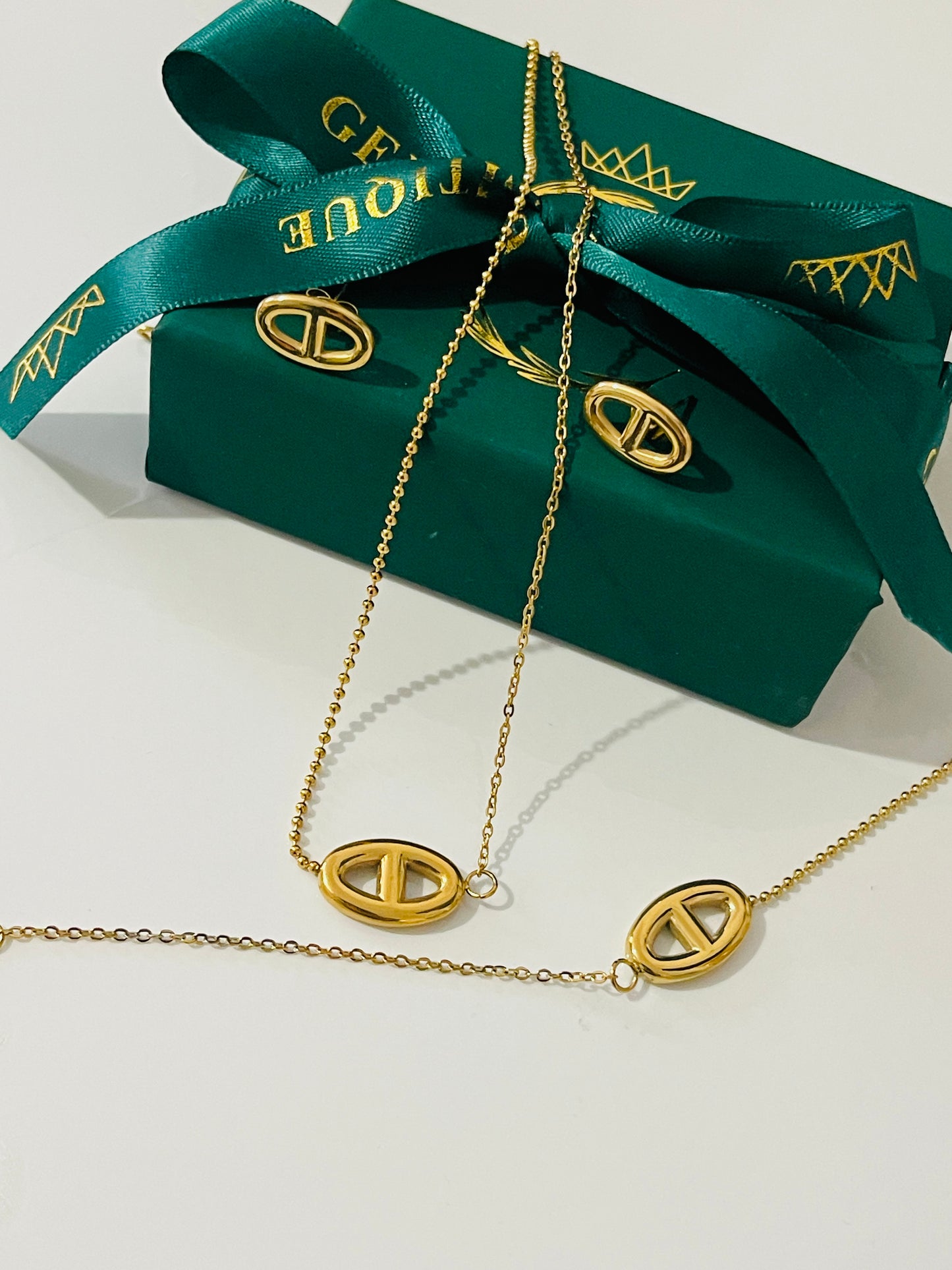 Piggy Necklace gift set