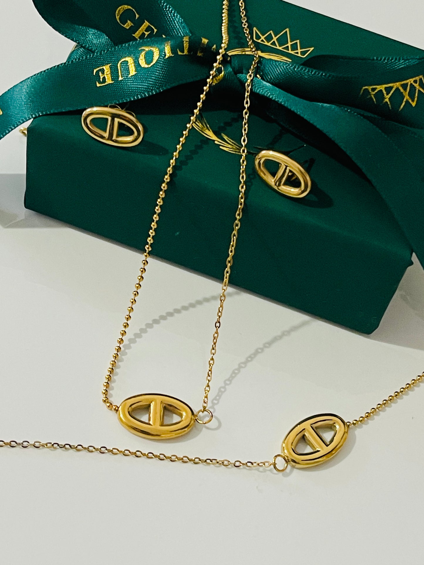 Piggy Necklace gift set