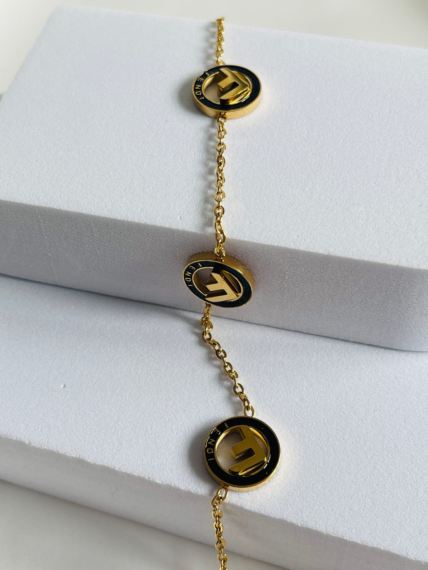 Feefee bracelet