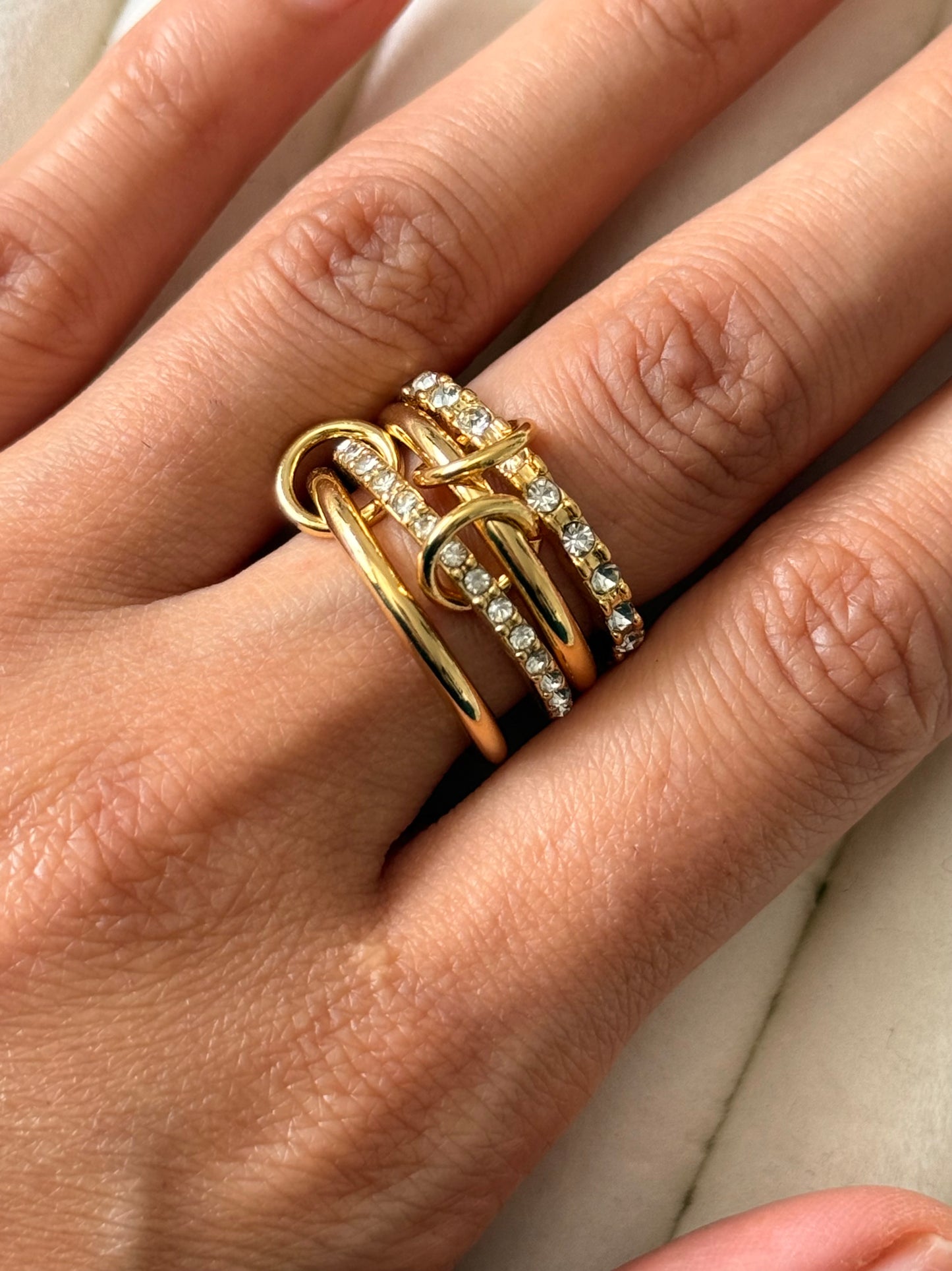 Shama Interlock Ring set
