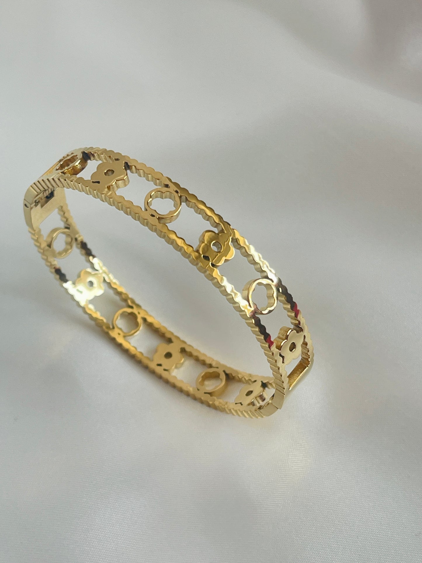 Mesh gold silver bangle