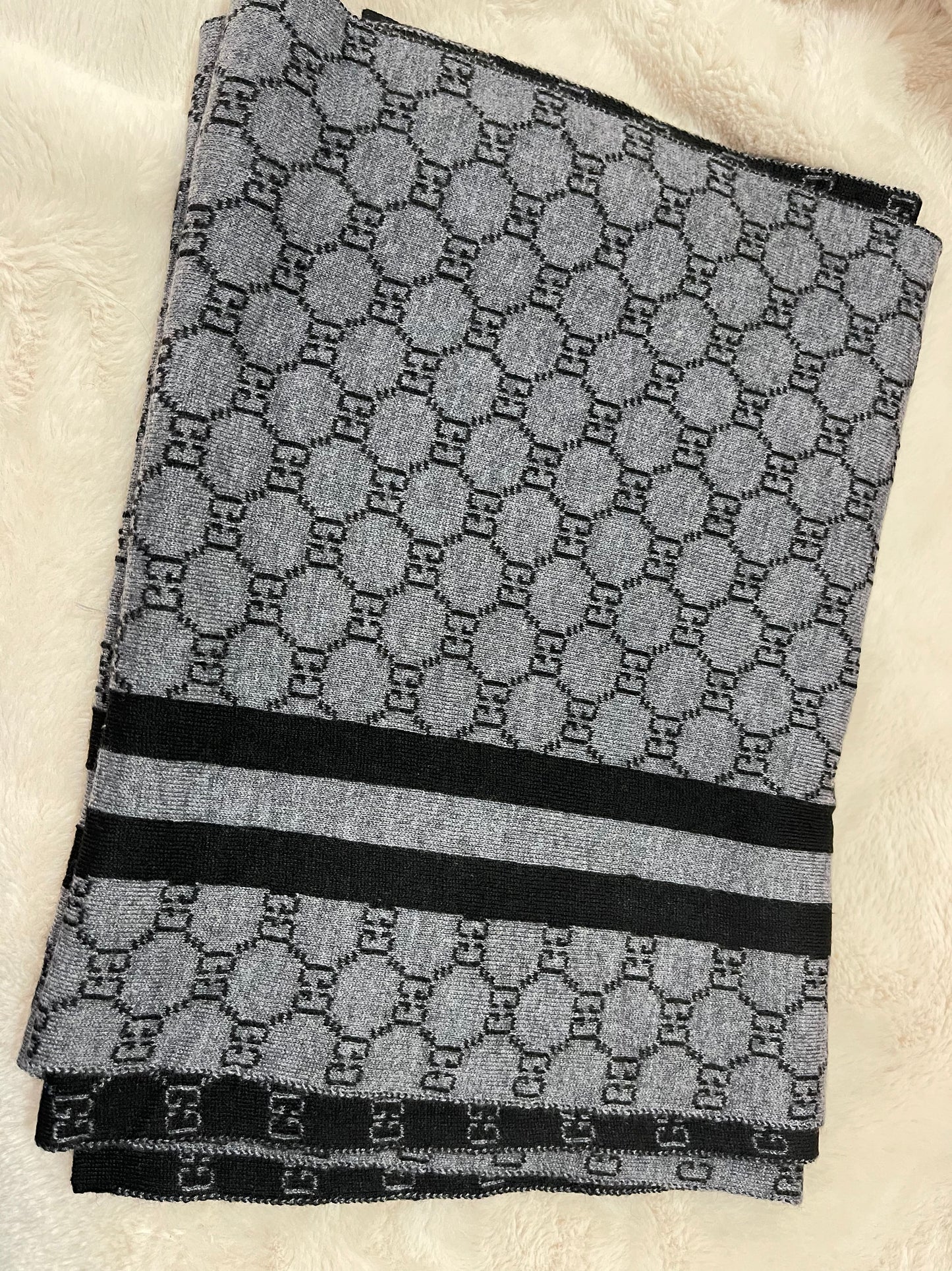 Geegee scarf /accessories/headbands