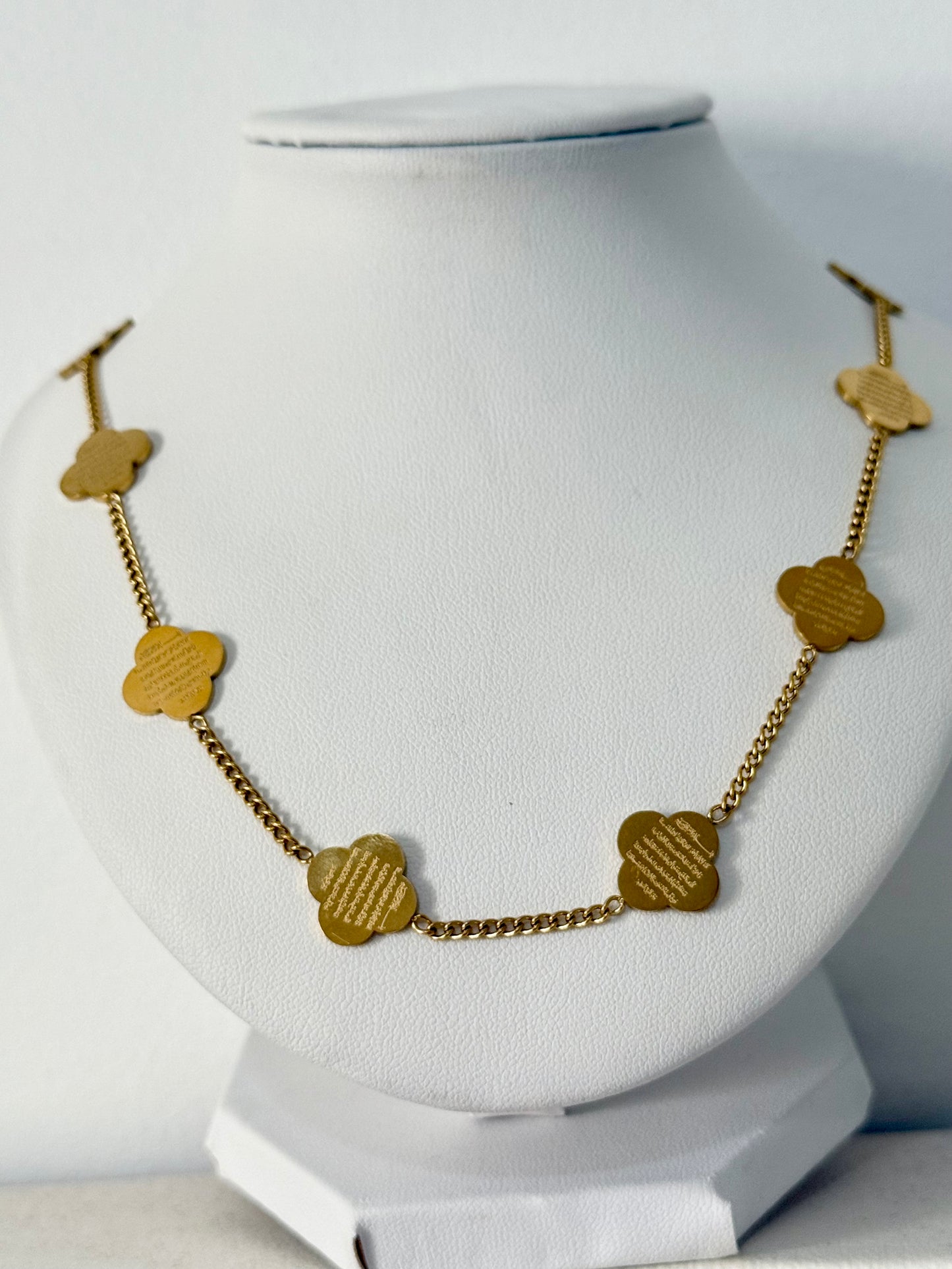 Noor Al Quloob- Aytul Kursi Necklace