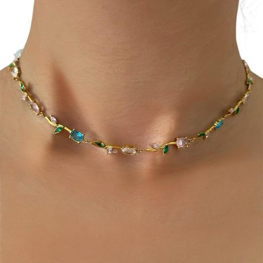 Mystic vine Necklace