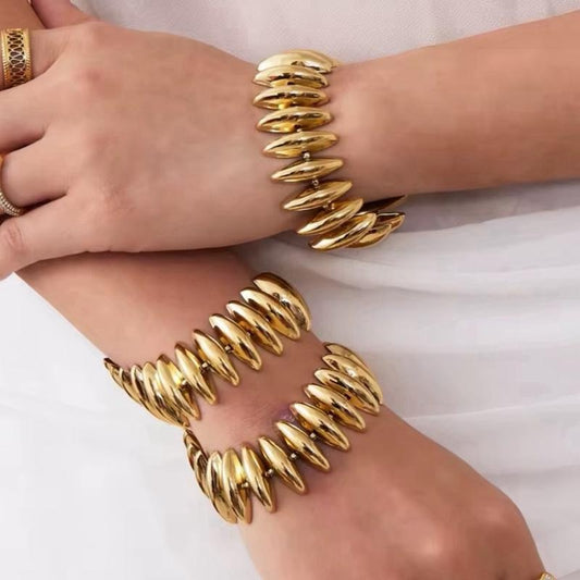 Chunky lightweight bracelet