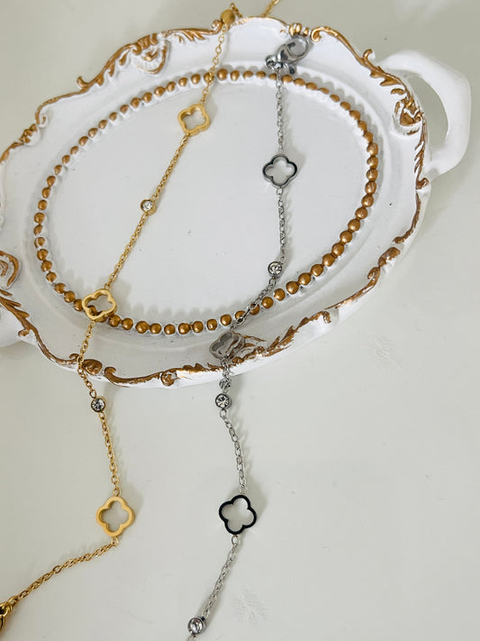 Custom mesh clover bracelet