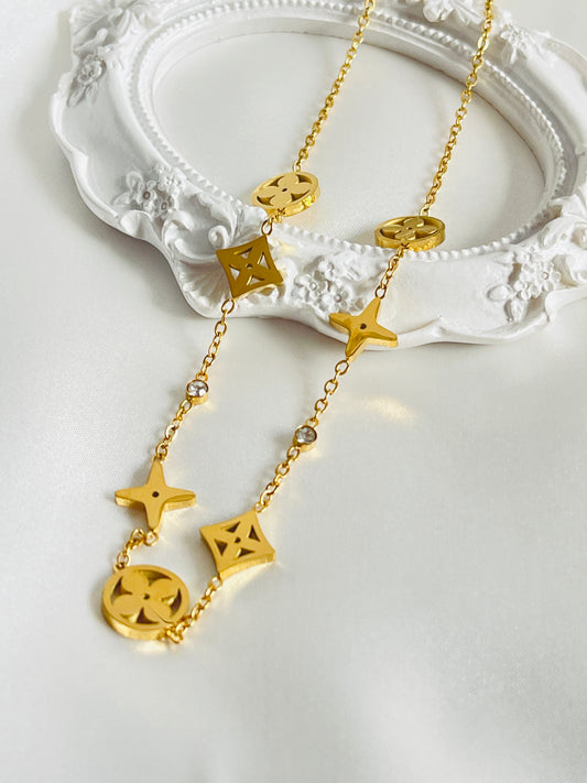 Geo print necklace