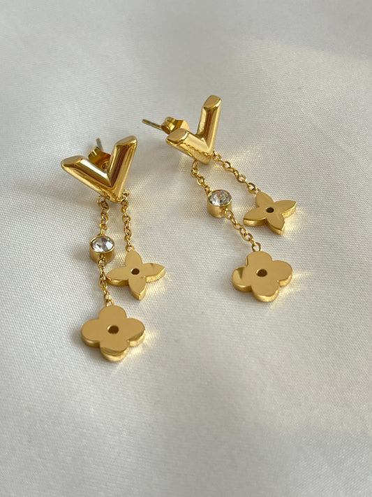 Dangling v earrings