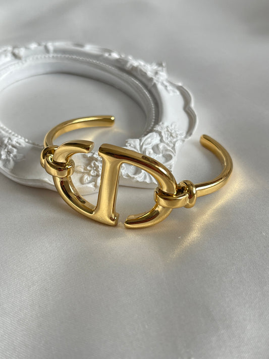 Adore cuff bangle