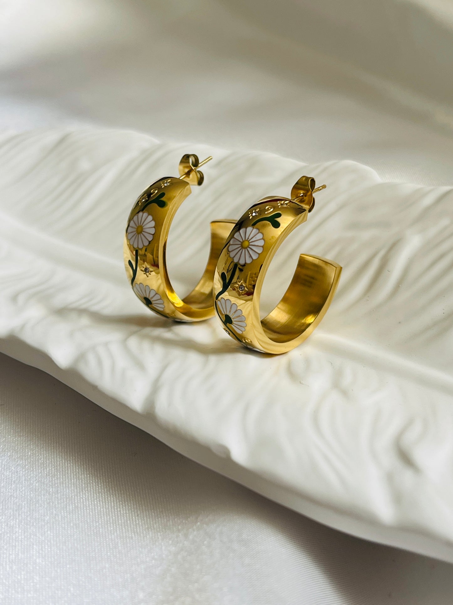 Daisy hand painted hoop earrings