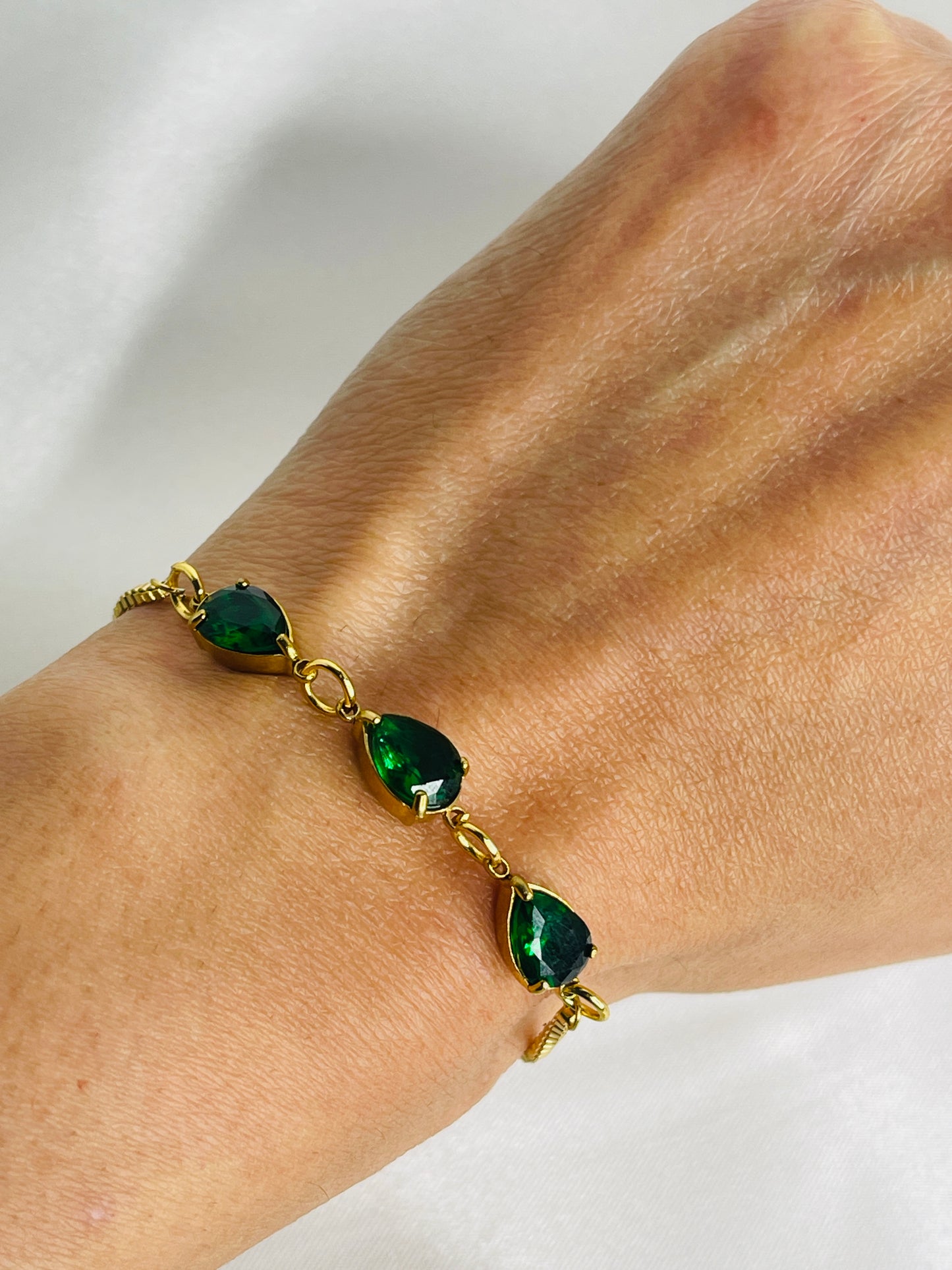 Handmade gems adjustable bracelet