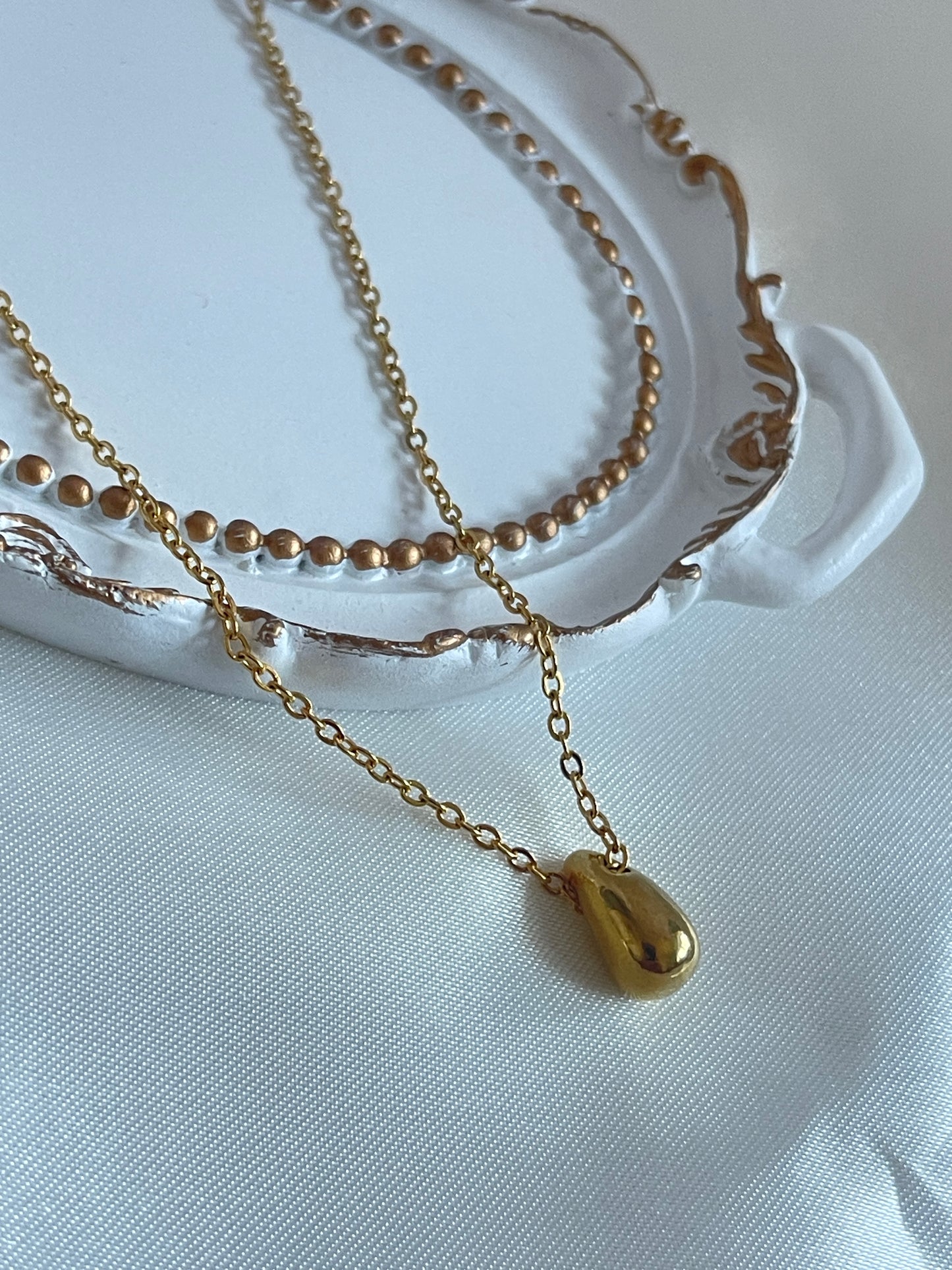 Bottah Teardrop Necklace