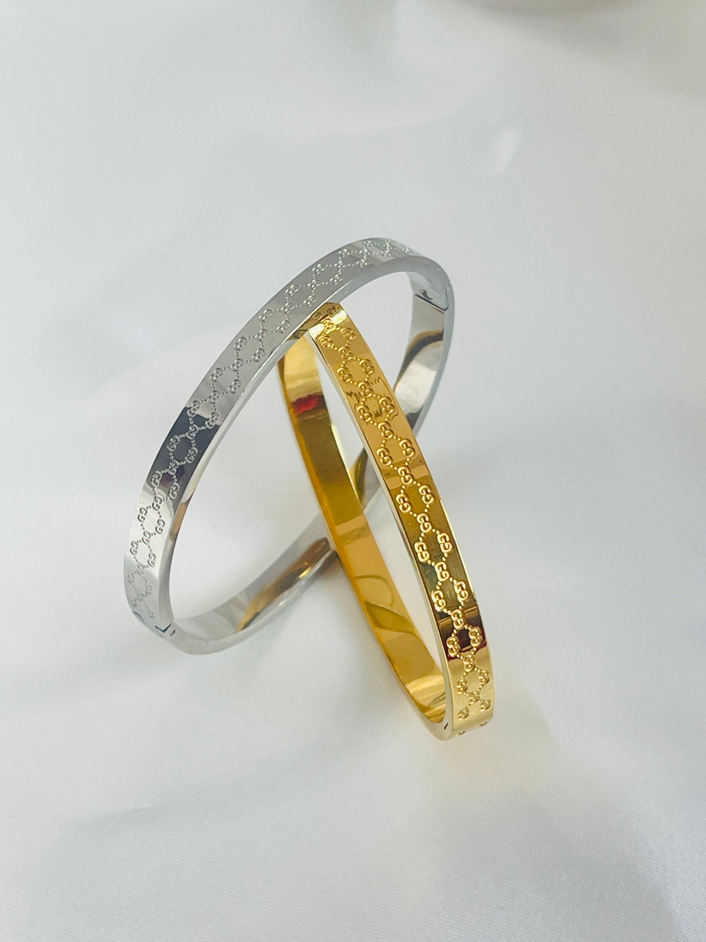 Geegee bangle bracelet