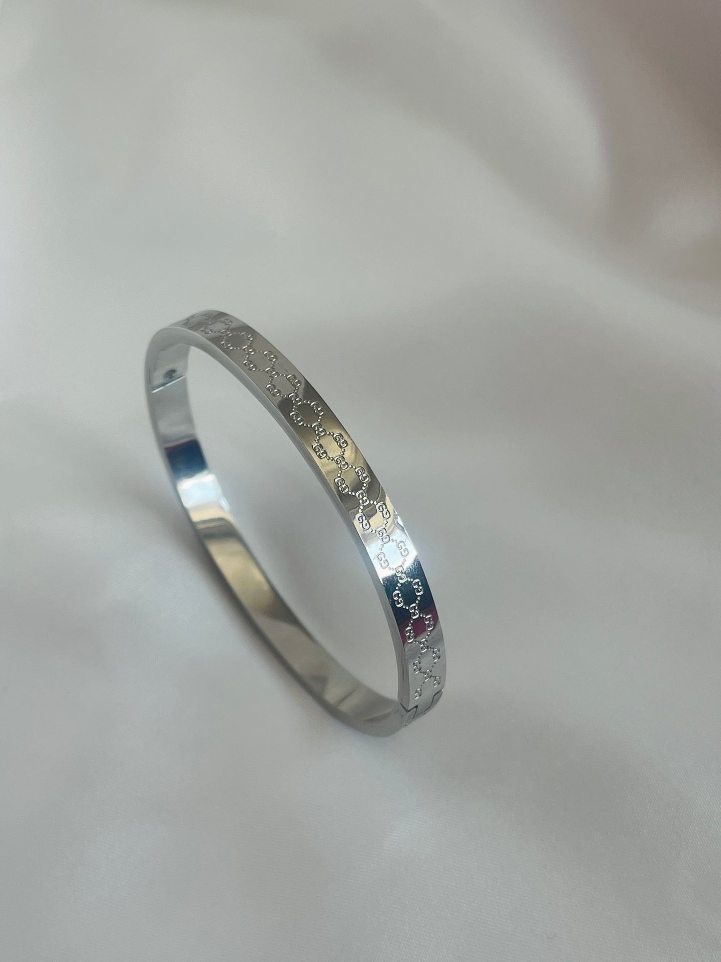 Geegee bangle bracelet