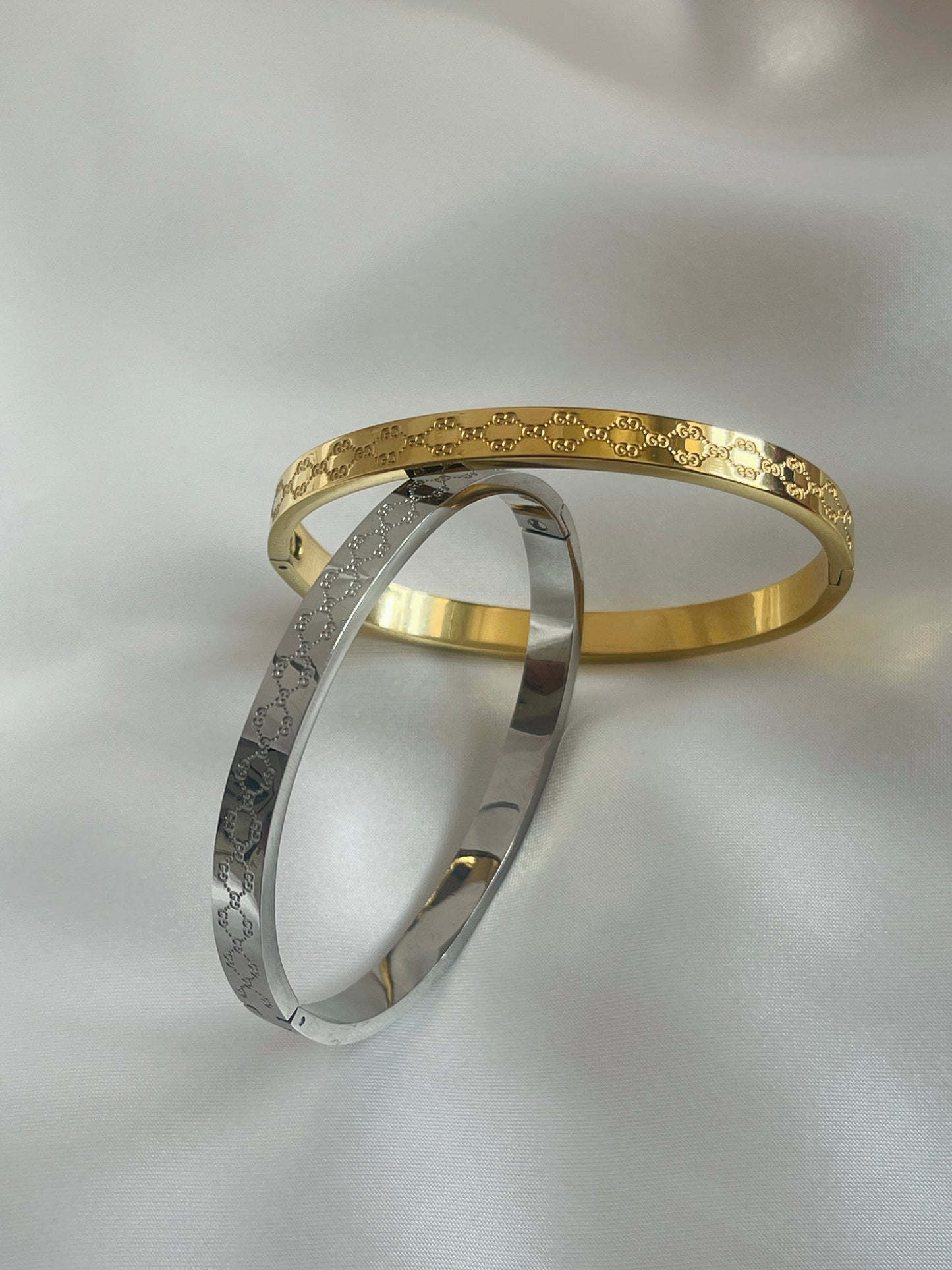 Geegee bangle bracelet