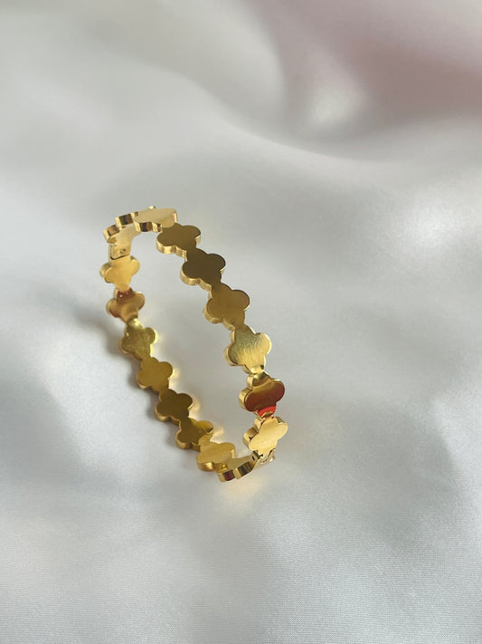 9 clover plain bangle
