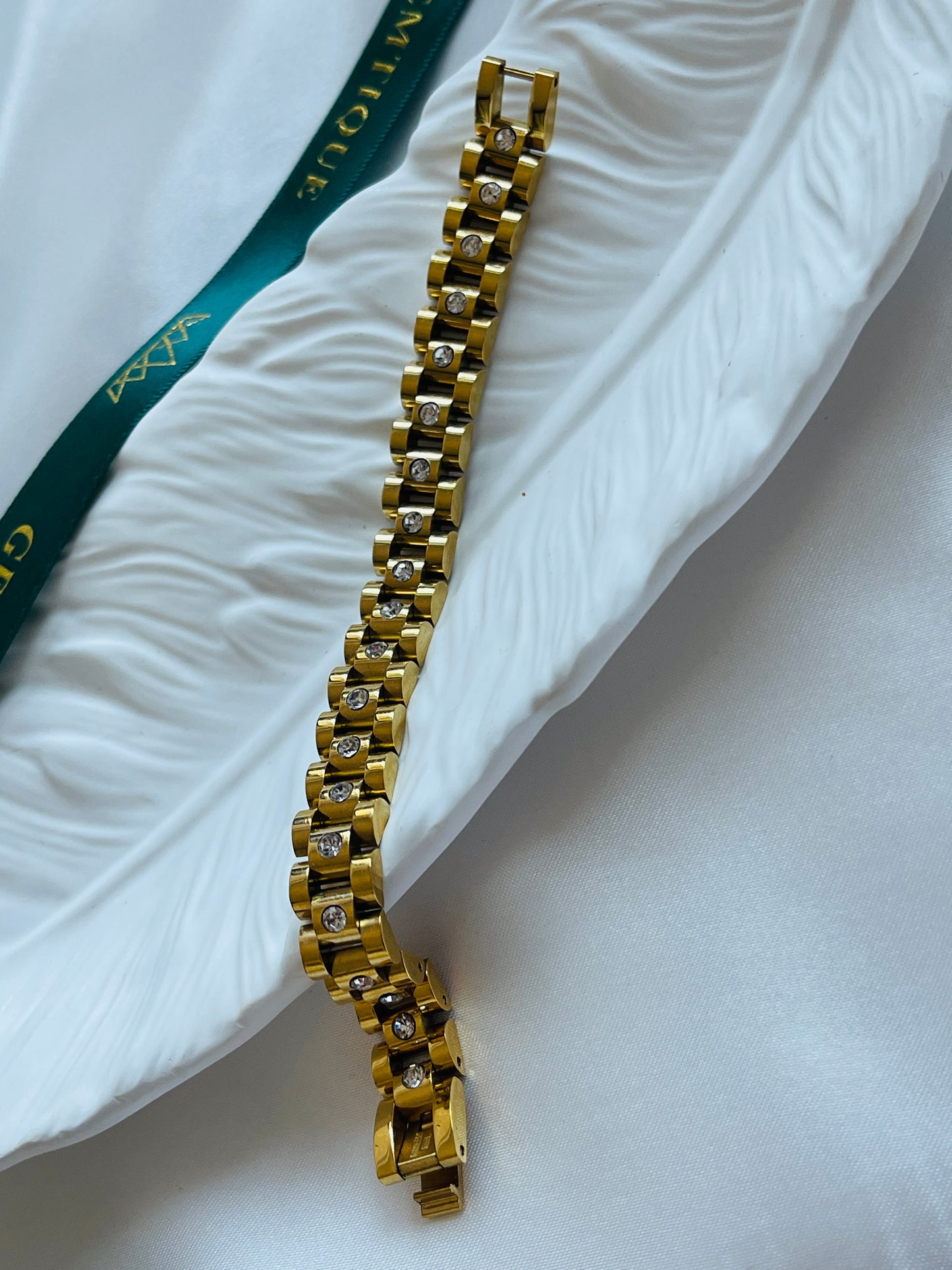 Rhino stones gold bracelet